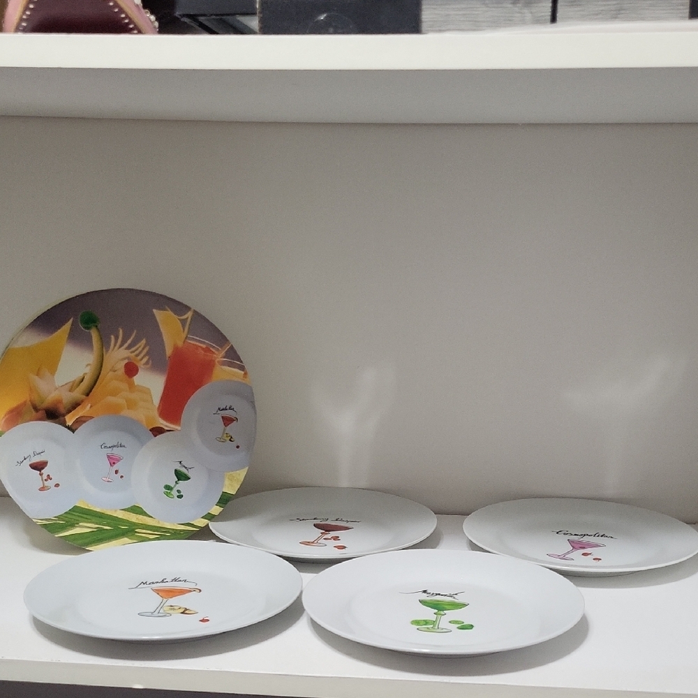 Colorful Cocktail Plates - Picture 3 of 7